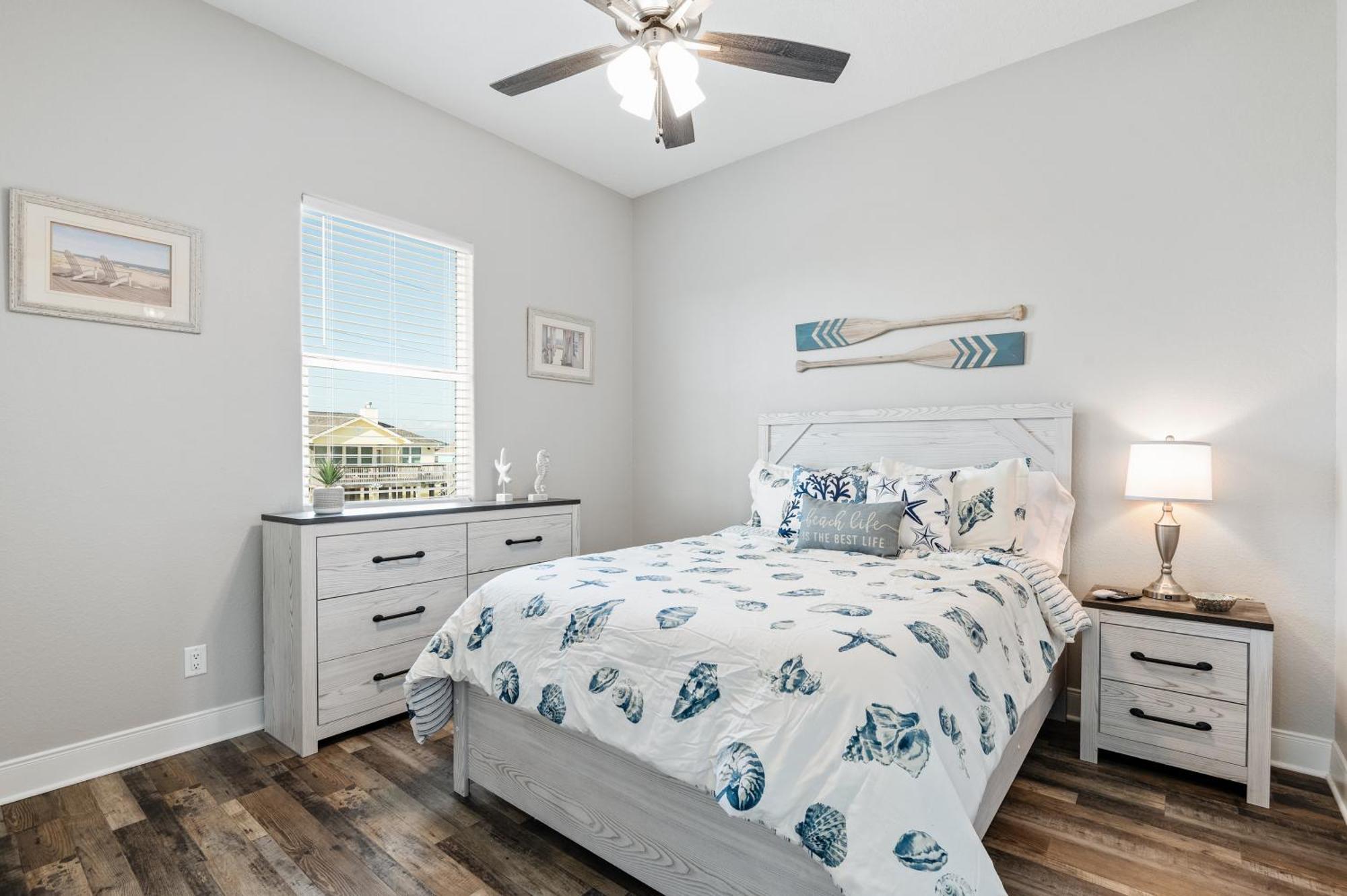 Stylish 4Br Crystal Beach Retreat Walk To Beach Bolivar Peninsula Exterior photo
